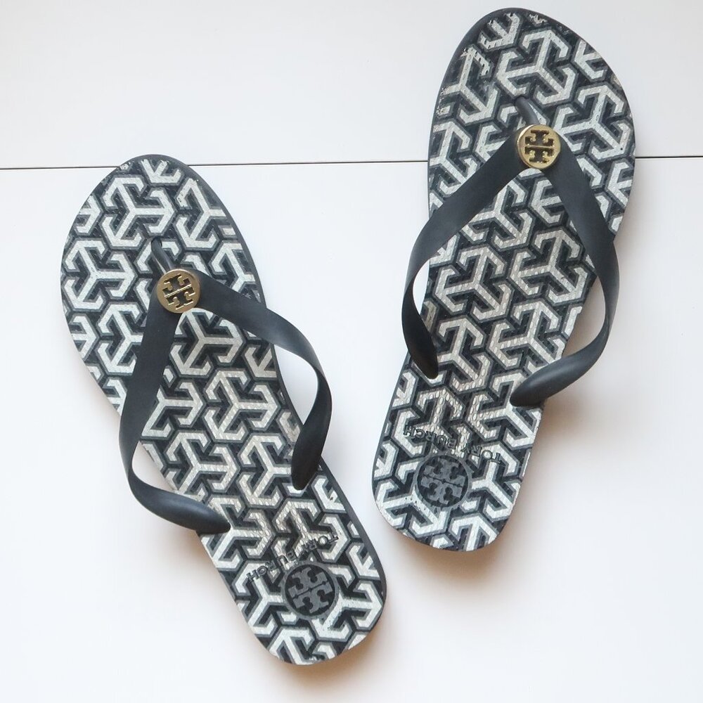 Tory Burch Gold Logo Flip Flop Sandals Black Rubber Thong Slides Summer Flats 7